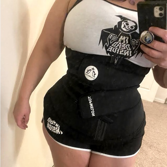 CLEARANCE Plus Size Waste Trainer. Size 1X 2X NWOT - Picture 2 of 5